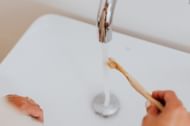 Baking soda has many benefits. (Image via Pexels/Karolina Grabowska)